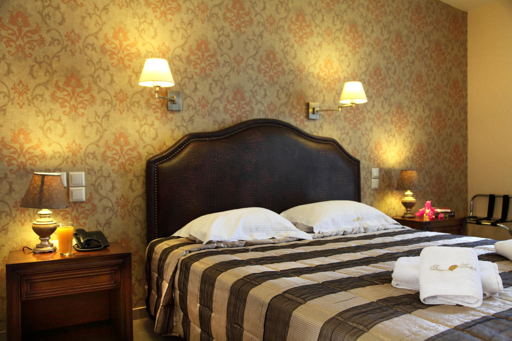 Hotel Tesoro Nikiana Bilik gambar